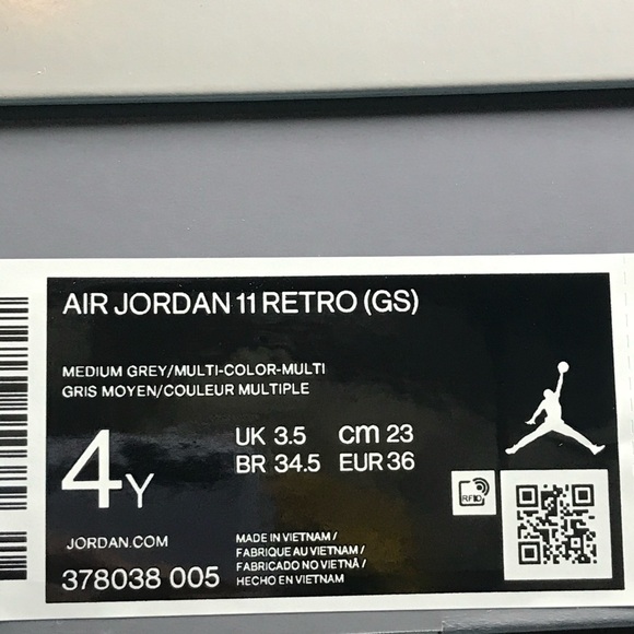 NWB Jordan 11 Retro GS Cool Grey 2021 Sneakers - Picture 8 of 9